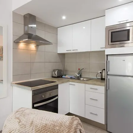 Garden 14 - One Bed On Ground Floor Daire