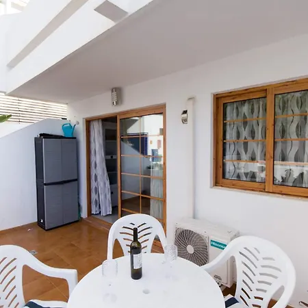 Daire Garden 14 - One Bed On Ground Floor *