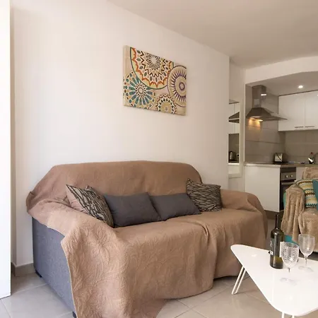 Garden 14 - One Bed On Ground Floor *